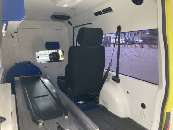 2010 梅赛德斯-奔驰 E-280 Cdi 柴油救护车