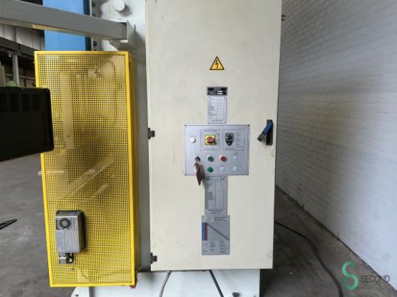 2000 Durma HAP 30120