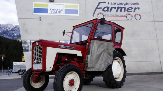1970 McCormick B 276 in