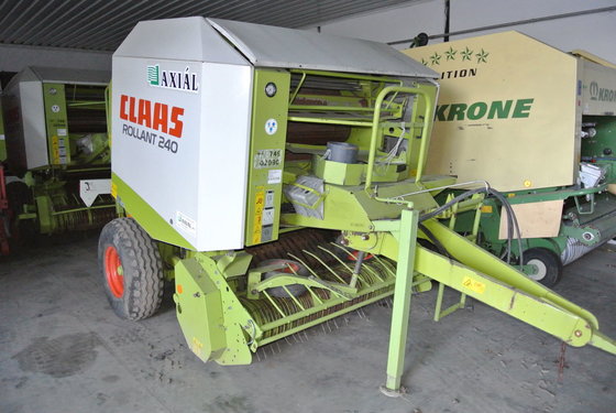 2007 Claas ROLLANT 240 körbálázó
