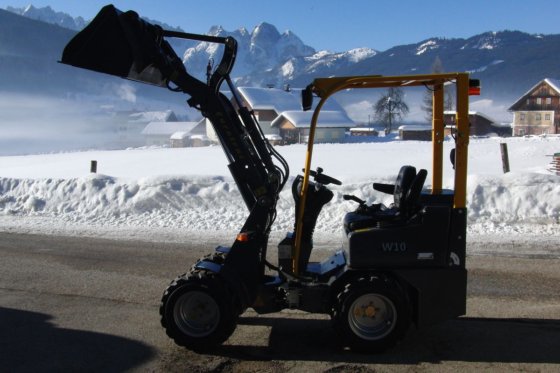 2016 Eurotrac W10 in Europe