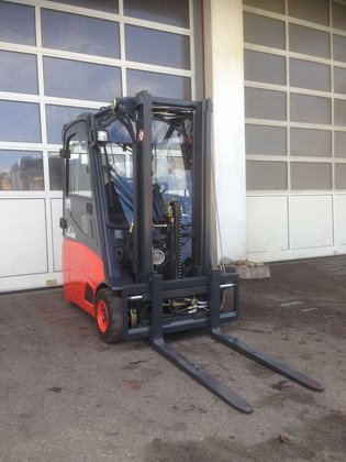2007 Linde Elektro Stapler, Freihub,