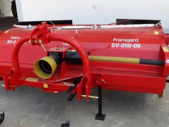 2017 Fransgard SV-250-09 Schwadlüfter in