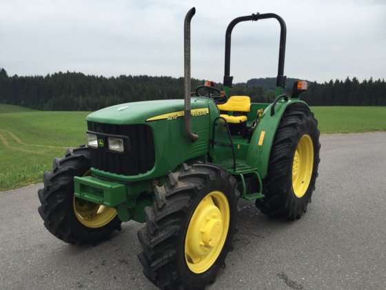2006 John Deere 5215 Standard
