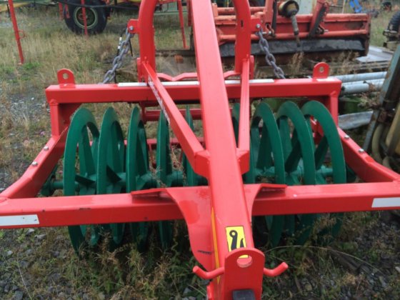Kverneland VARUS 1400 Frontpacker in
