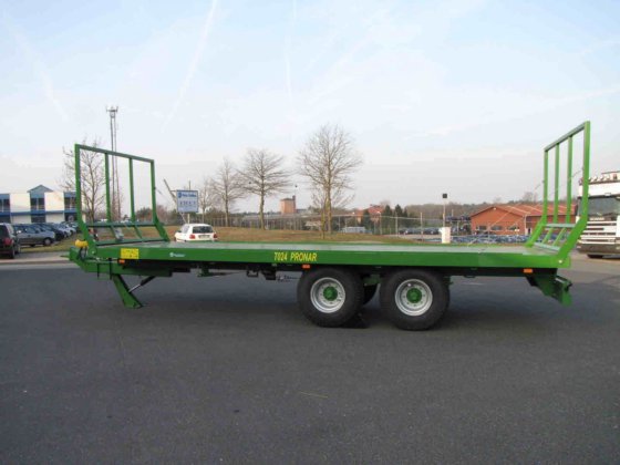 Pronar Ballentransportwagen; TO 24 M,