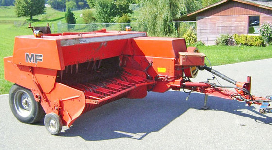 Massey Ferguson Massey Ferguson Ballenpresse