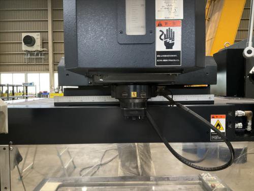 2012 牧野放電加工機　EDNC65-A5MR