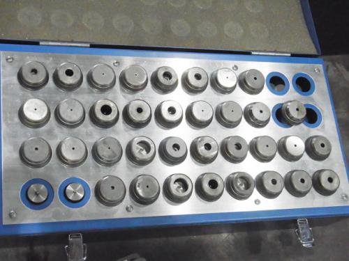 2004 富士機工　パンチプレス　FαC10MXV-105