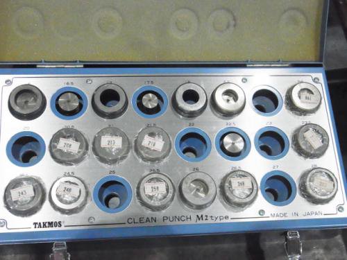 2004 富士機工　パンチプレス　FαC10MXV-105