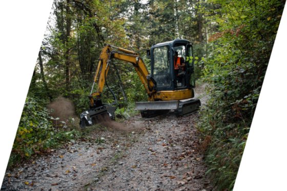 油圧ショベル用FAEミニマルチャー BL0/EX｜伐採・粉砕・草刈りアタッチメント