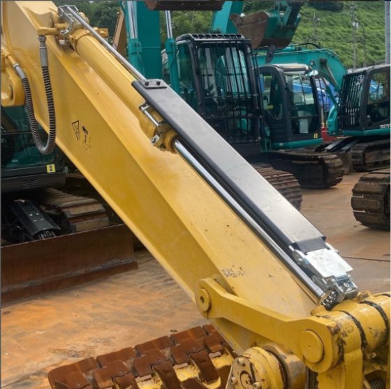 重機用シリンダー保護カバー「バケガード」3ｔ（0.12㎥）クラス対応