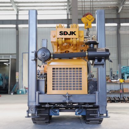 中国建設機械油圧クローラ取付け式、 100 m 掘削穴ドリル 井戸用井戸掘削リグ機械