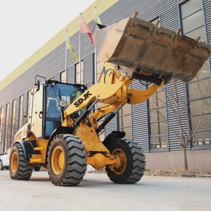 最も安い中国の小型車輪のローダの定格負荷 1500 kg （ルーフ装着時）