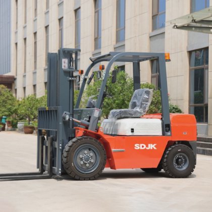 高効率平衡フォークリフト中国 Sdjk 工場新ディーゼルフォークリフト 4 輪ミニフォークリフト