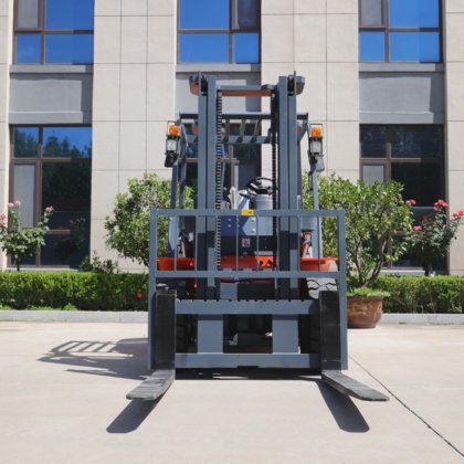 中国多機能新型フォークリフト 5 トンロードディーゼルフォークリフト 高品質油圧ディーゼルフォークリフトの販売