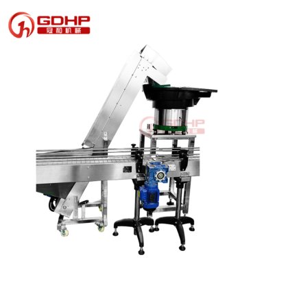 直列式灌装旋盖生产线