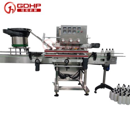 12头高速灌装理盖旋盖机生产线