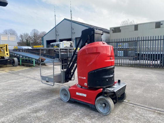 2017 MANITOU M100VJR