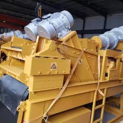 每小时 200 立方米除砂器泥浆净化机，用于净化循环孔中的泥浆