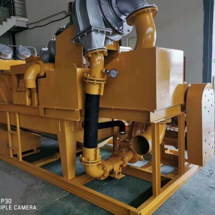 每小时 200 立方米除砂器泥浆净化机，用于净化循环孔中的泥浆