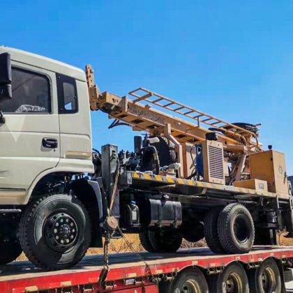 便携式液压 1500 米深车载钻机 水井钻机