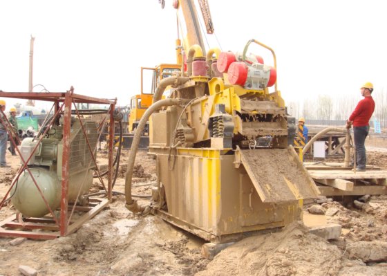 用于文明施工和 HDD 施工的紧凑型高处理能力除砂器