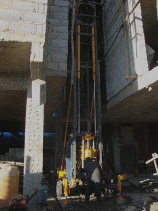 液压千斤顶 地质钻机轻型扭矩传递拖车