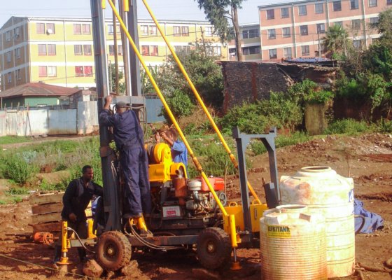 高频 XYL-2B 履带式岩心钻机 四液压千斤顶 350