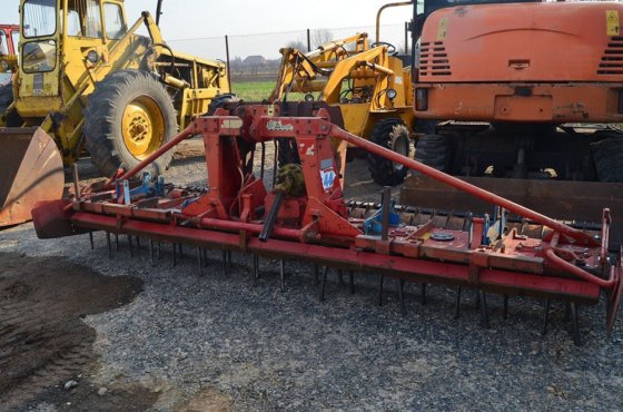 Ugrador rotatorio LELY