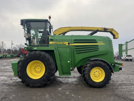 John Deere 7450