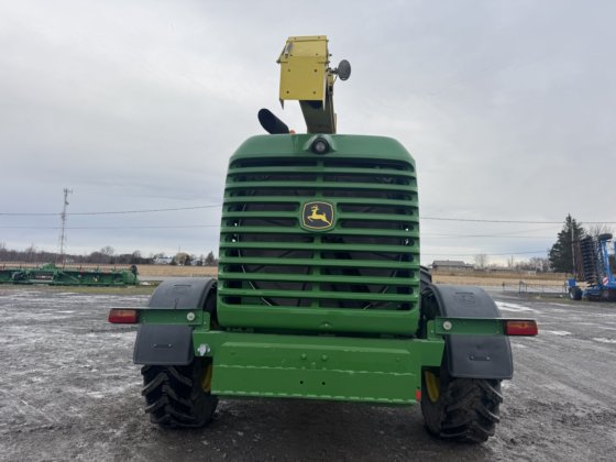 John Deere 7450
