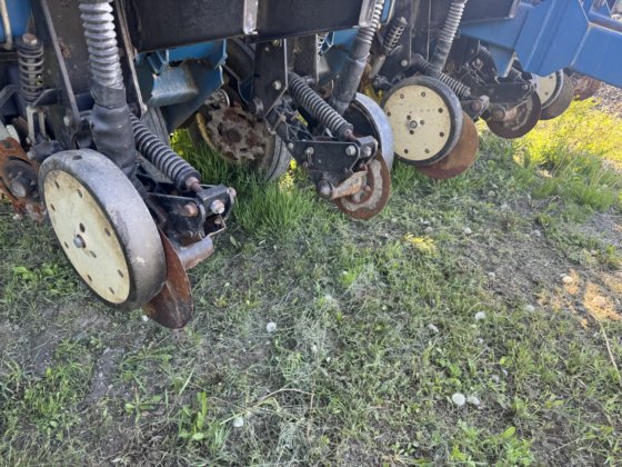Kinze 3000