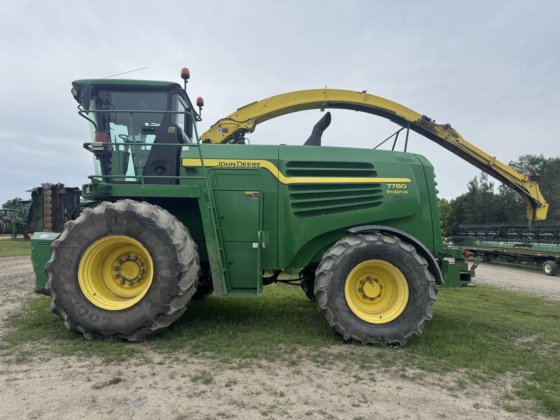 John Deere 7780