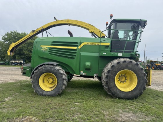 John Deere 7780
