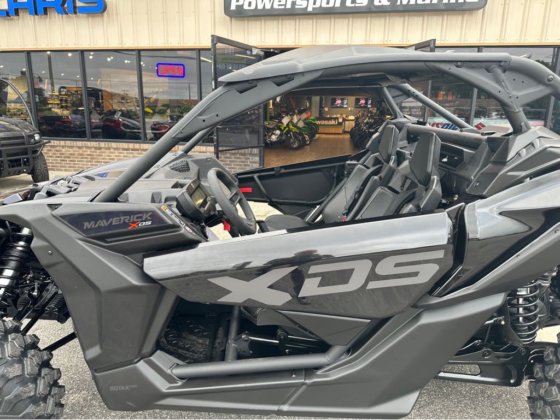 Can-Am Maverick XDS Turbo RR Decal Kit – Laminated Sparkle Finish, Multicolor Graphics