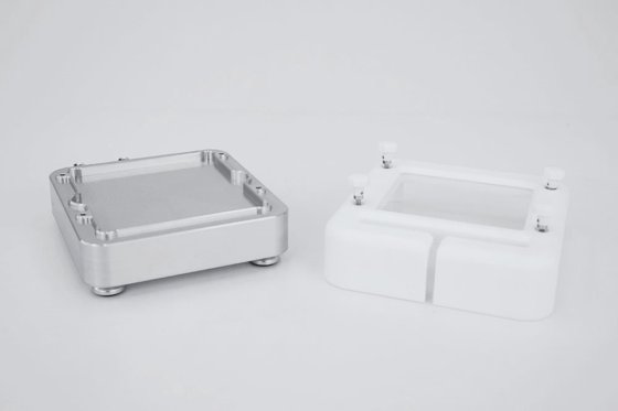 Uniqsis Cold Chip Versatile heating and cooling reactor for GSM 'chips ...