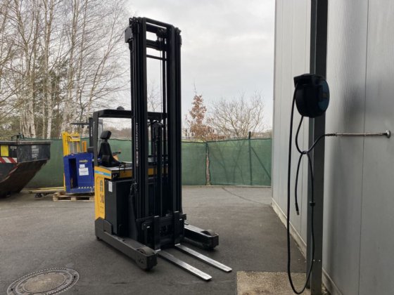 2017 UniCarriers UMS 200