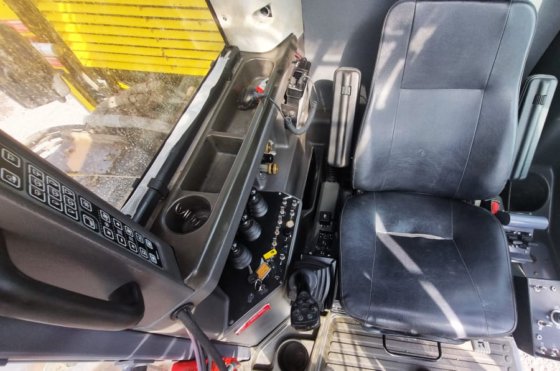 2020 EPIROC FLEXIROC D65-10LF