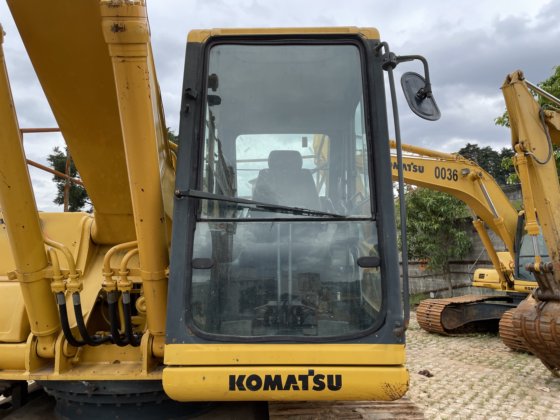 2008 Komatsu PC200LC