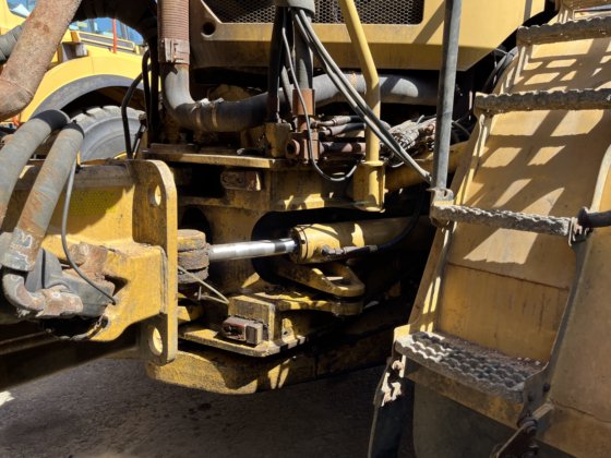 2011 Caterpillar 735B