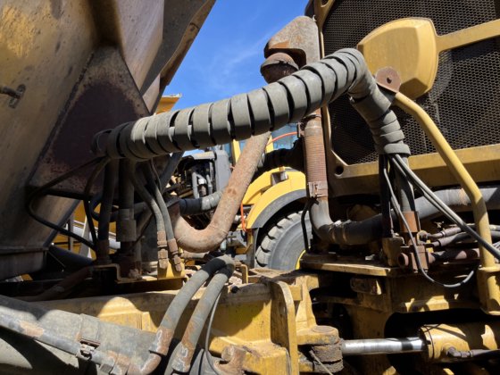 2011 Caterpillar 735B