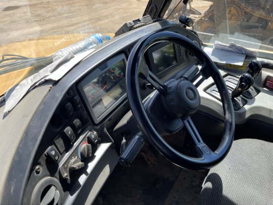 2011 Caterpillar 735B