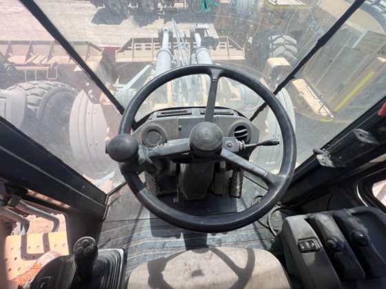 2015 John Deere 844K