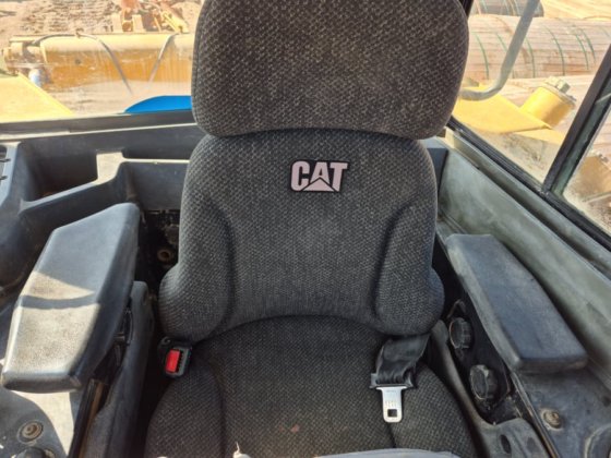 2021 Caterpillar D8T