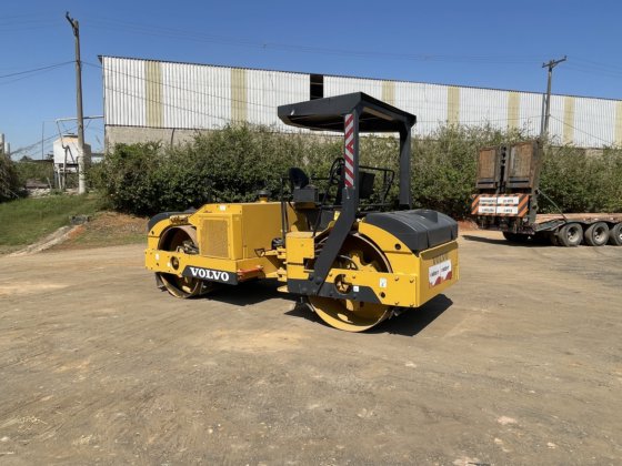 2003 Volvo DD-90HF