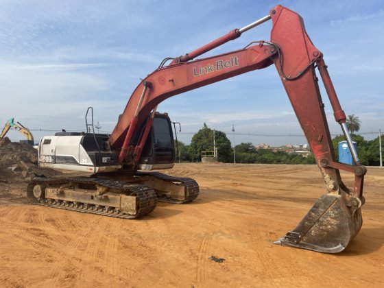 2015 Link Belt 210x2