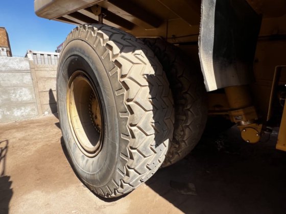 2016 Caterpillar 773