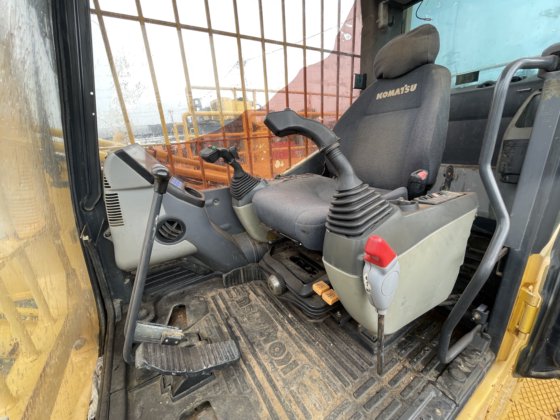 2017 Komatsu PC200LC