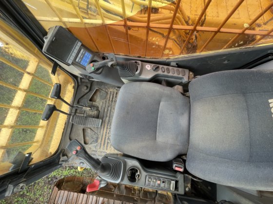 2017 Komatsu PC200LC